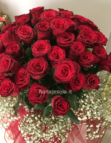 Rose rosse da comporre in mazzo per numero di steli.